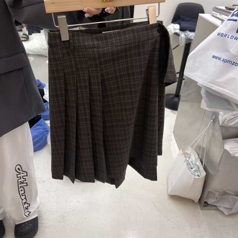 FLAUNT東大門㊣代購女裝新品人氣25秋冬推薦熱賣時尚休閑短裙FLAUNT短裙圖色1