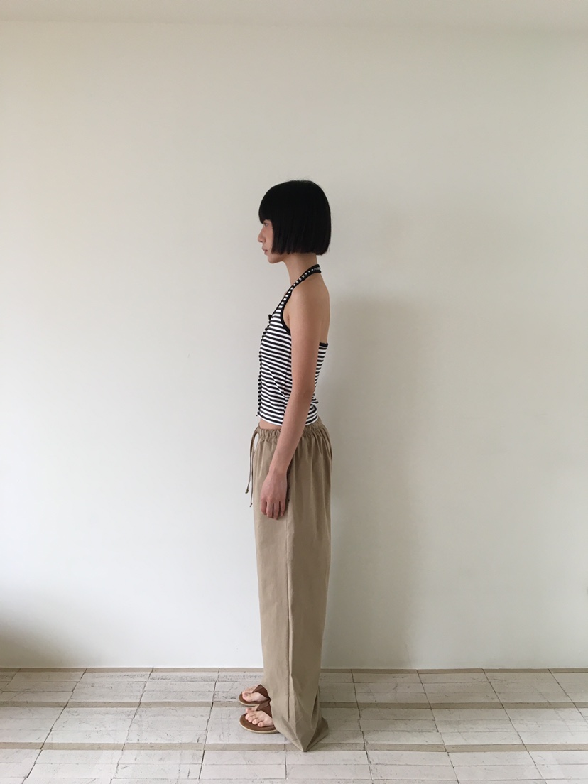 CCW東大門㊣代購女裝新品休閑熱賣時尚職業推薦25秋冬吊帶背心CCW--NYUNYU吊帶/背心