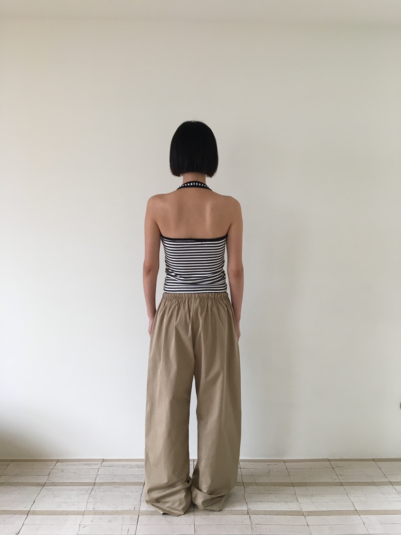 CCW東大門㊣代購女裝新品休閑熱賣時尚職業推薦25秋冬吊帶背心CCW--NYUNYU吊帶/背心