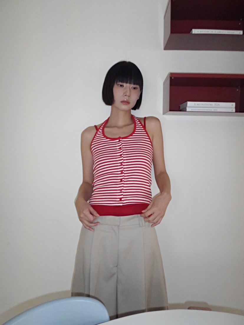 CCW東大門㊣代購女裝新品休閑熱賣時尚職業推薦25秋冬吊帶背心CCW--NYUNYU吊帶/背心