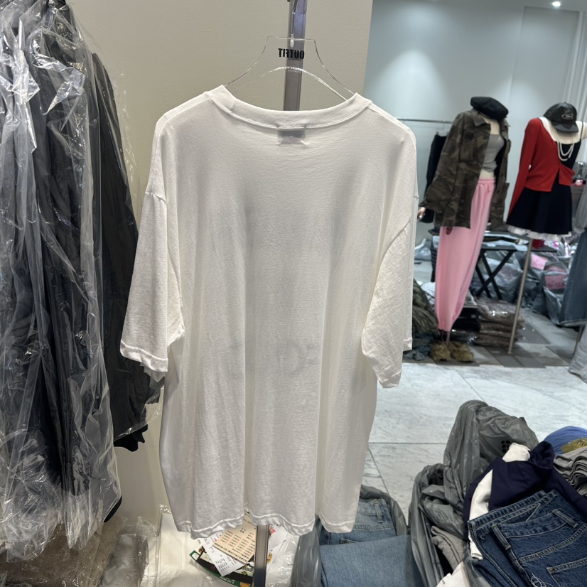 OUTFIT東大門㊣直郵女士新款人氣休閑時尚熱賣真品職業推薦T恤OUTFITT恤