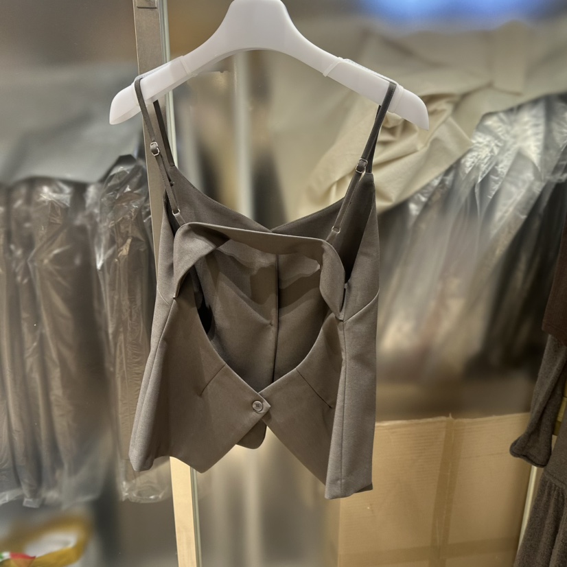 FAVOR-P東大門㊣直郵女士新款職業25秋冬熱賣休閑吊帶背心FAVOR吊帶/背心