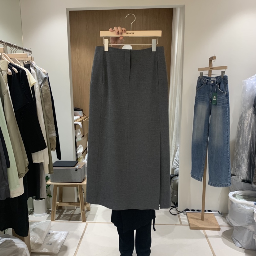 HOWFF韓國直郵㊣女士新款職業推薦真品25秋冬熱賣時尚長裙開衩HOWFF長裙圖色1