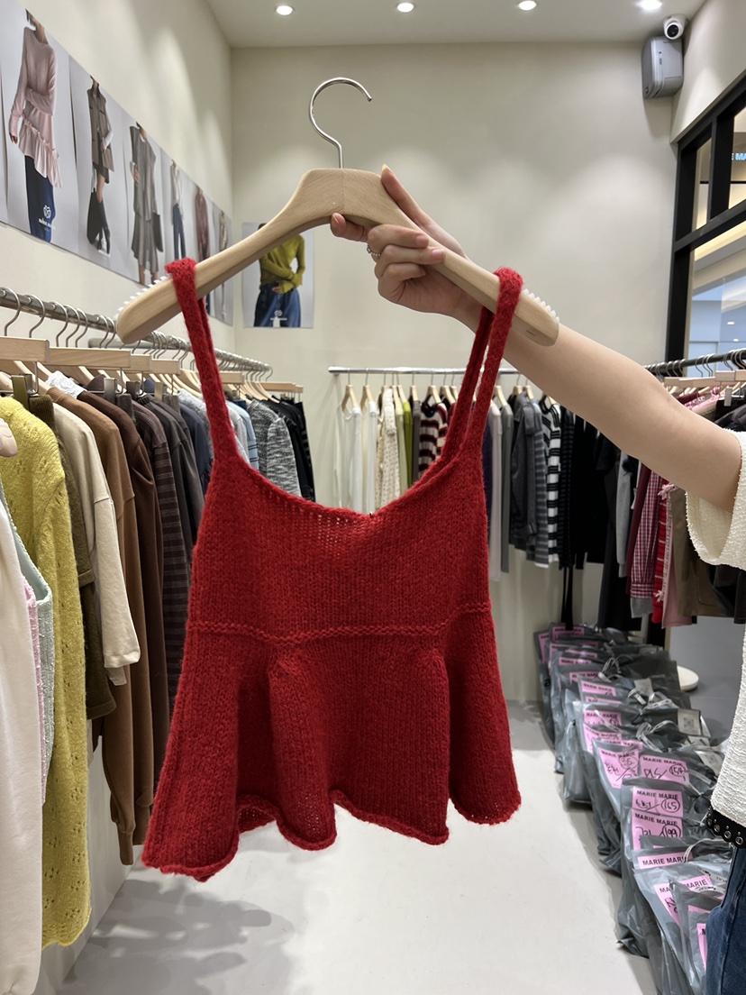 MARIE MARIE東大門㊣代購女裝新品推薦25秋冬熱賣吊帶背心MARIE MARIE吊帶/背心