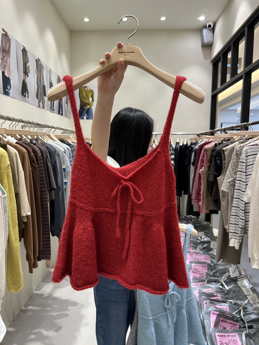 MARIE MARIE東大門㊣代購女裝新品推薦25秋冬熱賣吊帶背心MARIE MARIE吊帶/背心圖色1
