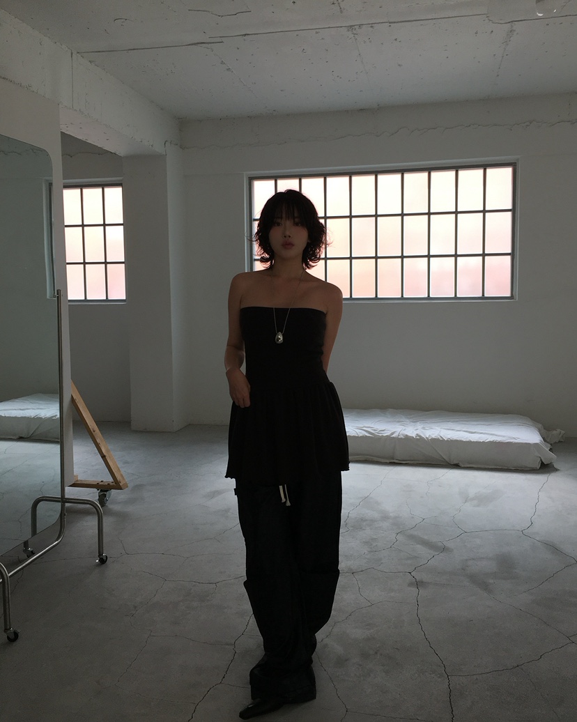 AWESOMESAUCE韓國代購㊣女士新品職業熱賣人氣25秋冬吊帶背心AWESOME SAUCE吊帶/背心