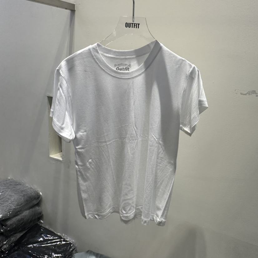OUTFIT東大門㊣代購女裝新品推薦真品時尚熱賣人氣25秋冬T恤OUTFITT恤