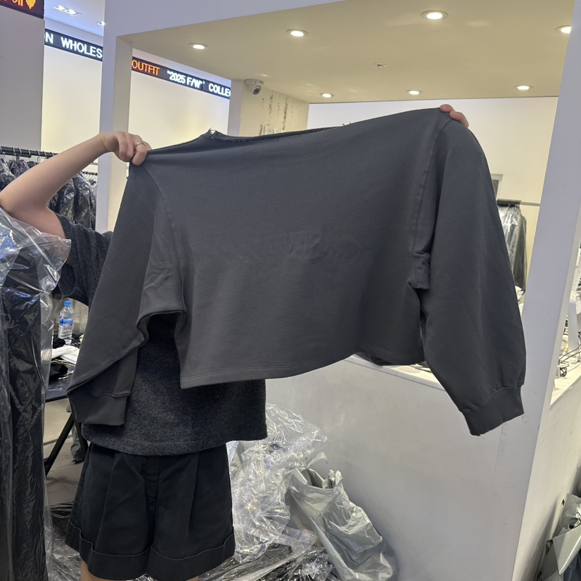 OUTFIT韓國直郵㊣女裝新款時尚25秋冬人氣熱賣休閑真品長袖T恤OUTFIT長袖T恤