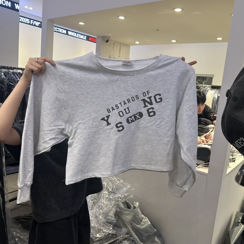 OUTFIT韓國直郵㊣女裝新款時尚25秋冬人氣熱賣休閑真品長袖T恤OUTFIT長袖T恤圖色1