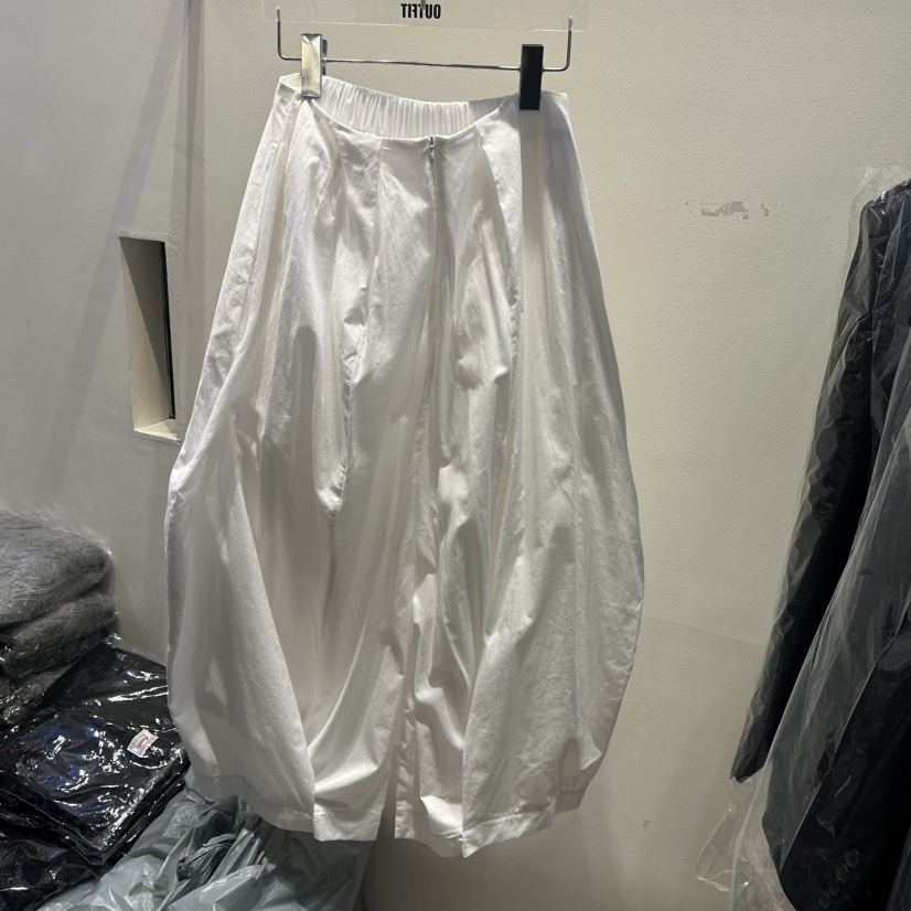 OUTFIT東大門㊣直郵女裝新款時尚熱賣推薦休閑人氣25秋冬長裙OUTFIT長裙