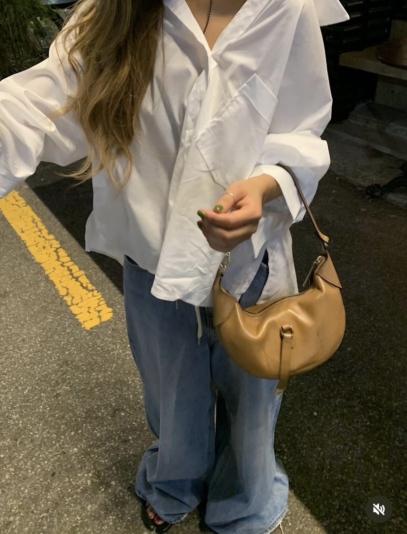 VIRKIN東大門㊣直郵女士新款熱賣真品人氣時尚襯衫蕾絲衫V領VIRKIN襯衫/蕾絲衫