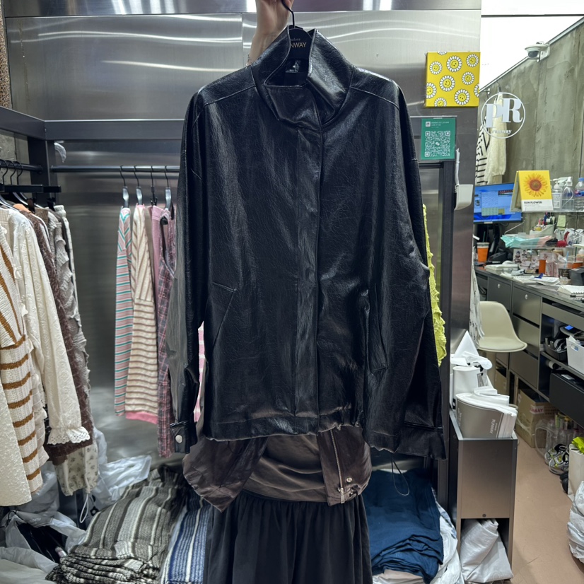 RUNWAY-런웨이韓國代購㊣女士新品人氣熱賣真品時尚夾克皮革RUNWAY夾克圖色2
