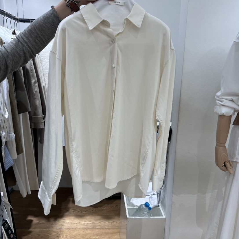 VERVEINE韓國代購㊣女士新品25秋冬襯衫蕾絲衫不含吊帶刺繡VERVEINE襯衫/蕾絲衫