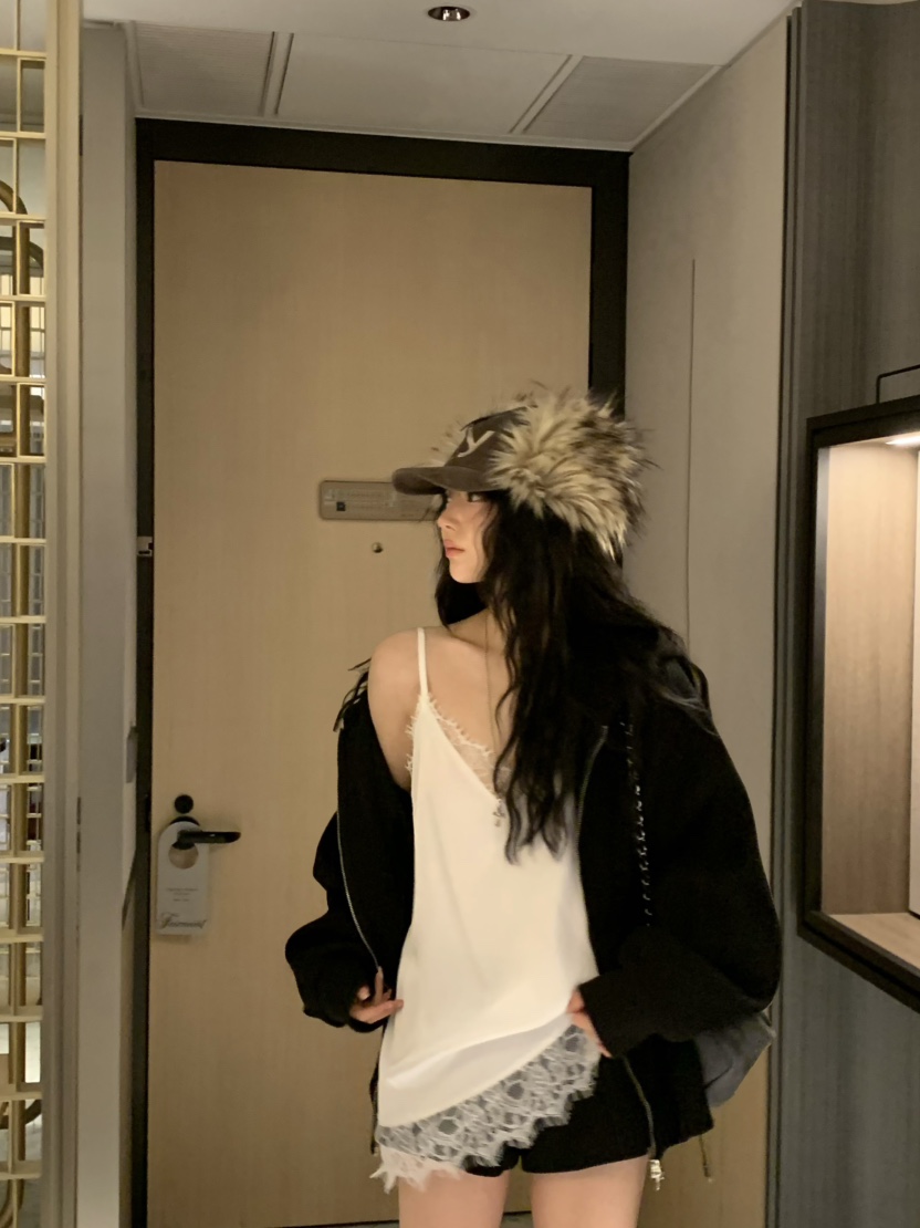 VIRKIN韓國直郵㊣女裝新款休閑職業25秋冬時尚吊帶背心蕾絲VIRKIN吊帶/背心
