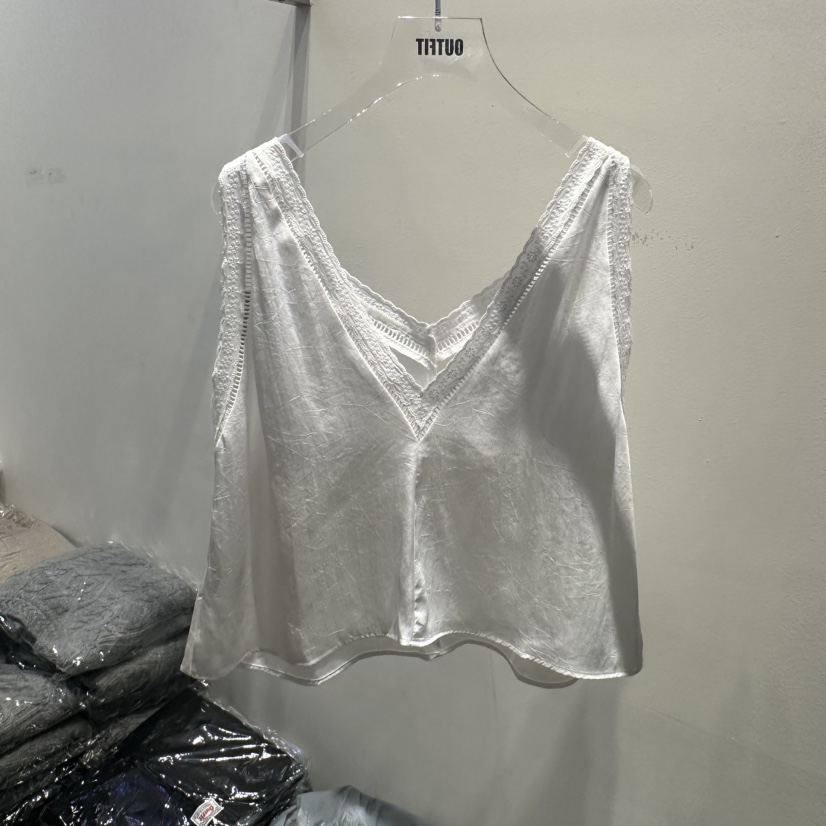 OUTFIT韓國直郵㊣女士新款休閑熱賣人氣推薦職業25秋冬吊帶背心OUTFIT吊帶/背心