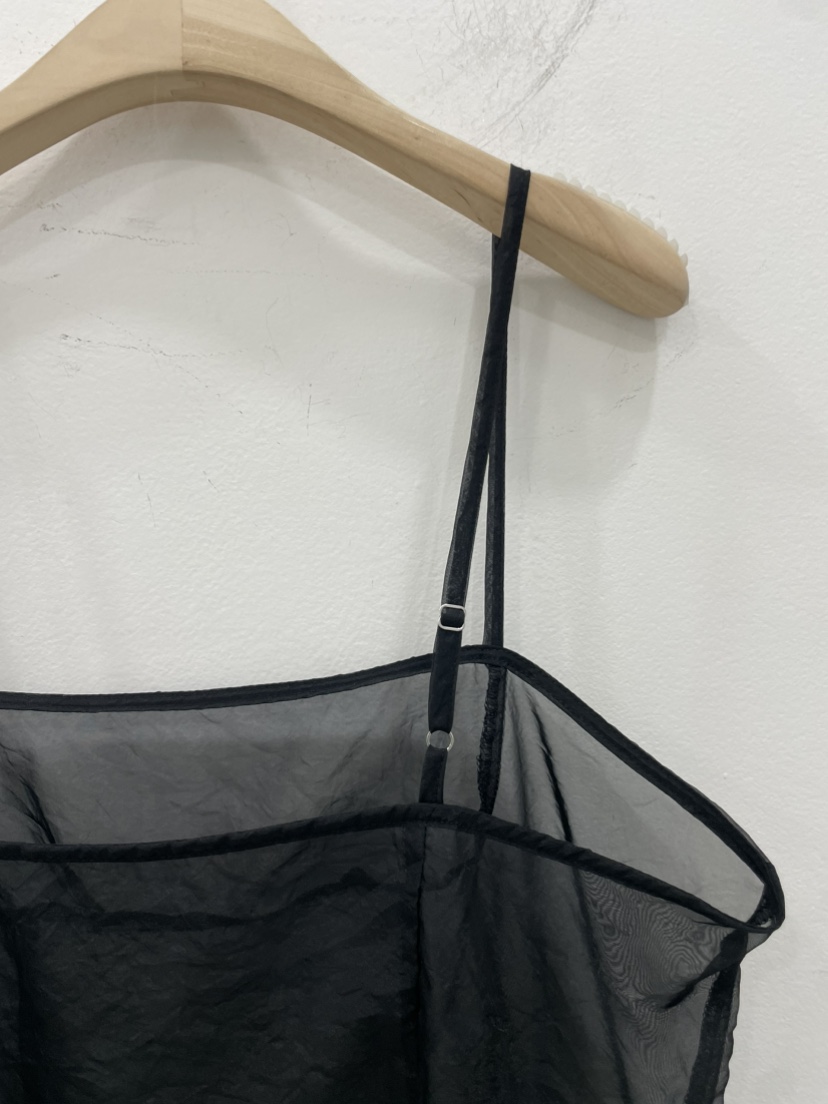 REIZ東大門㊣直郵女裝新品職業25秋冬時尚人氣熱賣吊帶背心REIZ吊帶/背心
