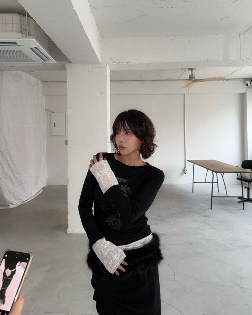 AWESOMESAUCE東大門㊣實拍女士新品職業推薦人氣25秋冬長袖T恤AWESOME SAUCE長袖T恤