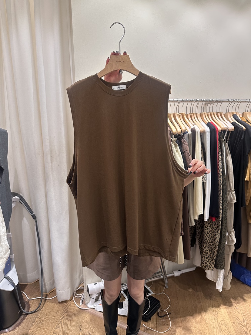 AUVERFIT東大門㊣代購女士新品人氣時尚推薦25秋冬吊帶背心AUVERFIT吊帶/背心圖色3