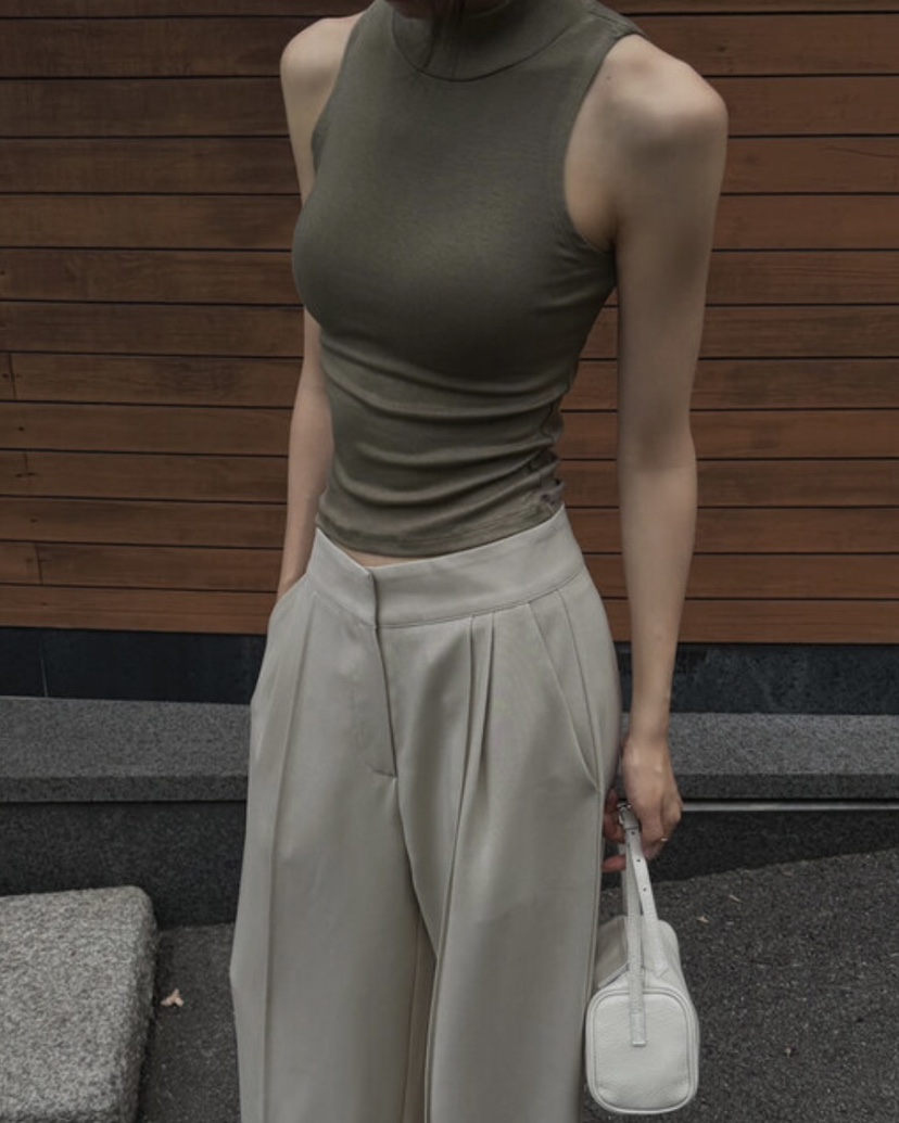 NOCTURNAL VIBE東大門㊣直郵女士新品職業人氣吊帶背心高領NOCTURNAL VIBE吊帶/背心