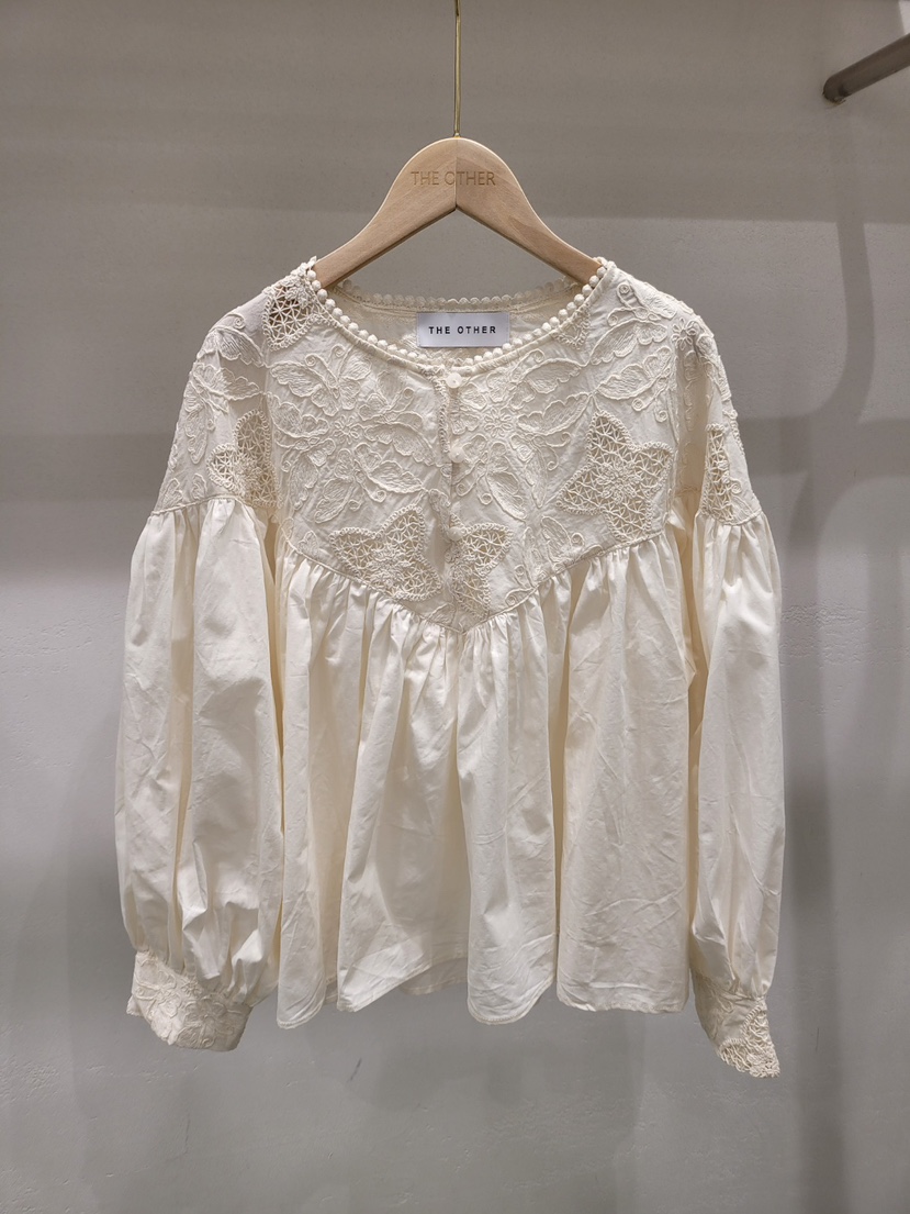 THE OTHER東大門㊣實拍女裝新品推薦休閑人氣襯衫蕾絲衫V領THE OTHER襯衫/蕾絲衫