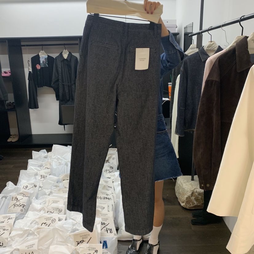 UNANSWERED-MYSTERY韓國直郵㊣女裝新品人氣熱賣牛仔褲百褶UNANSWERED/MYSTERY牛仔褲