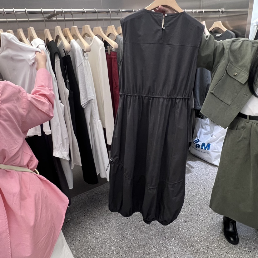 VELVET UNDERGROUND東大門㊣代購女裝新品職業人氣熱賣連衣裙VELVET UNDERGROUND連衣裙