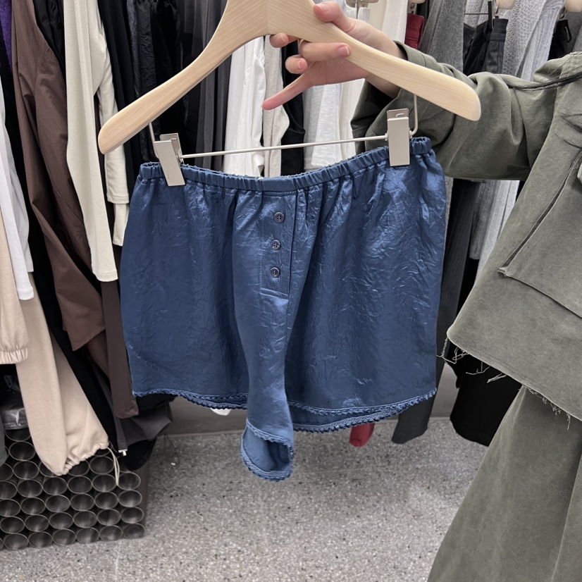 VELVET UNDERGROUND韓國代購㊣女裝新品25秋冬休閑短褲蕾絲VELVET UNDERGROUND短褲圖色2
