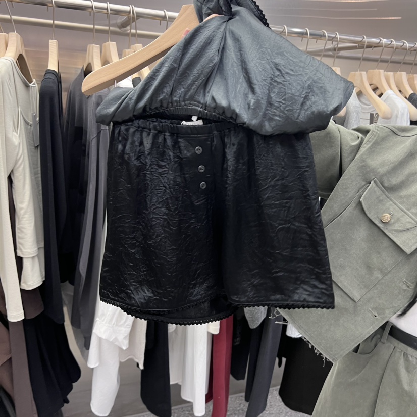 VELVET UNDERGROUND韓國代購㊣女裝新品25秋冬休閑短褲蕾絲VELVET UNDERGROUND短褲圖色3