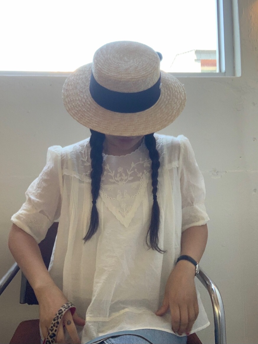 LIKEVAM（不代購）東大門㊣代購女裝新款時尚真品套裝刺繡套裝LIKEVAM套裝