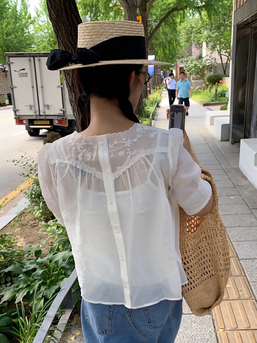 LIKEVAM（不代購）東大門㊣代購女裝新款時尚真品套裝刺繡套裝LIKEVAM套裝