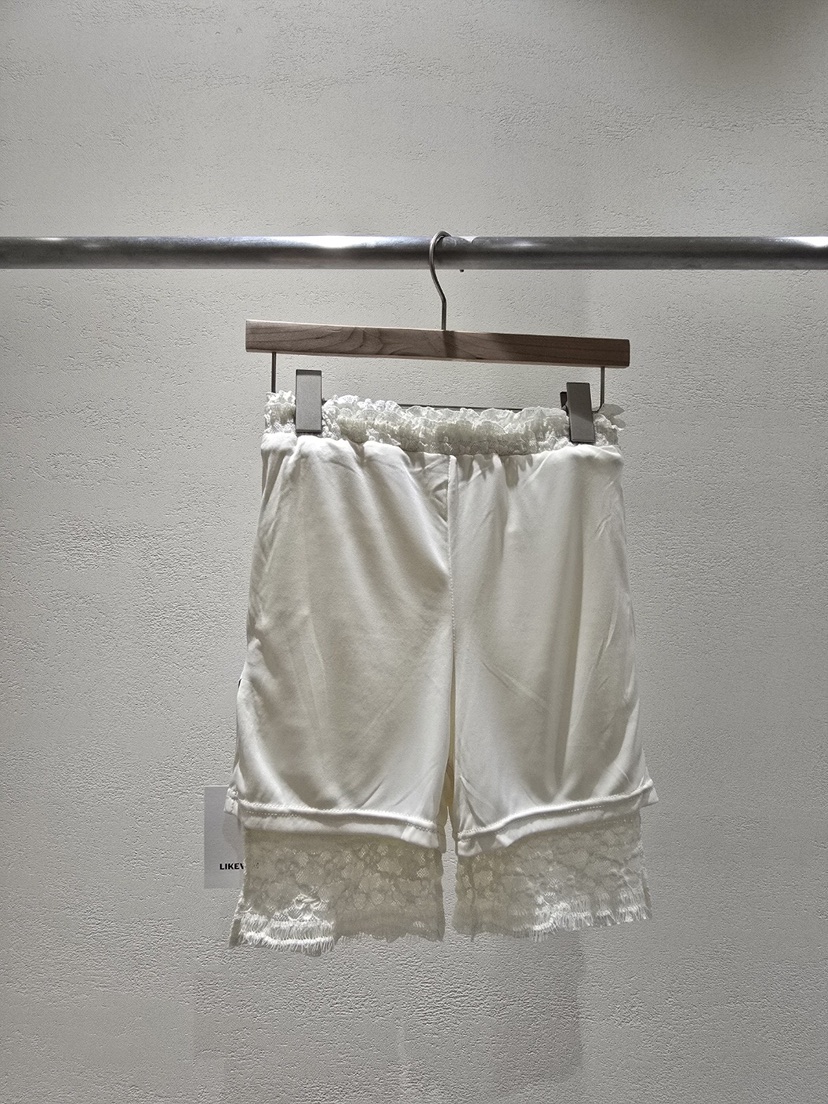 LIKEVAM（不代購）韓國代購㊣女裝新品人氣打底褲鯊魚褲緊身褲蕾絲LIKEVAM打底褲/鯊魚褲