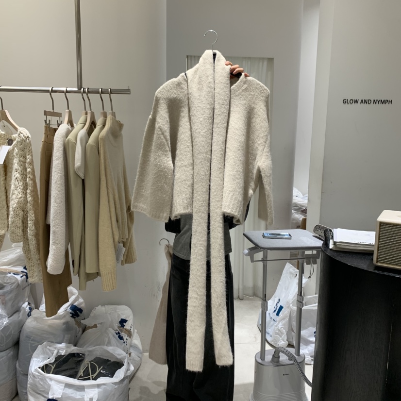 GLOW AND NYMPH東大門㊣直郵女裝新品熱賣休閑人氣套裝套裝GLOW AND NYMPH套裝圖色3