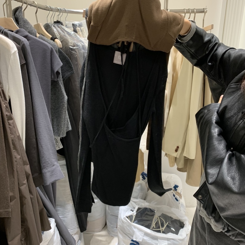GLOW AND NYMPH東大門㊣代購女裝新品真品25秋冬套裝套裝GLOW AND NYMPH套裝圖色4