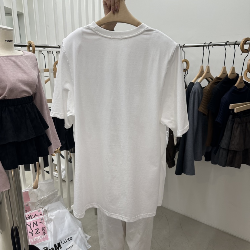 VENEFIT韓國直郵㊣女裝新款職業真品休閑25秋冬人氣熱賣T恤VENEFIT/JENNIET恤