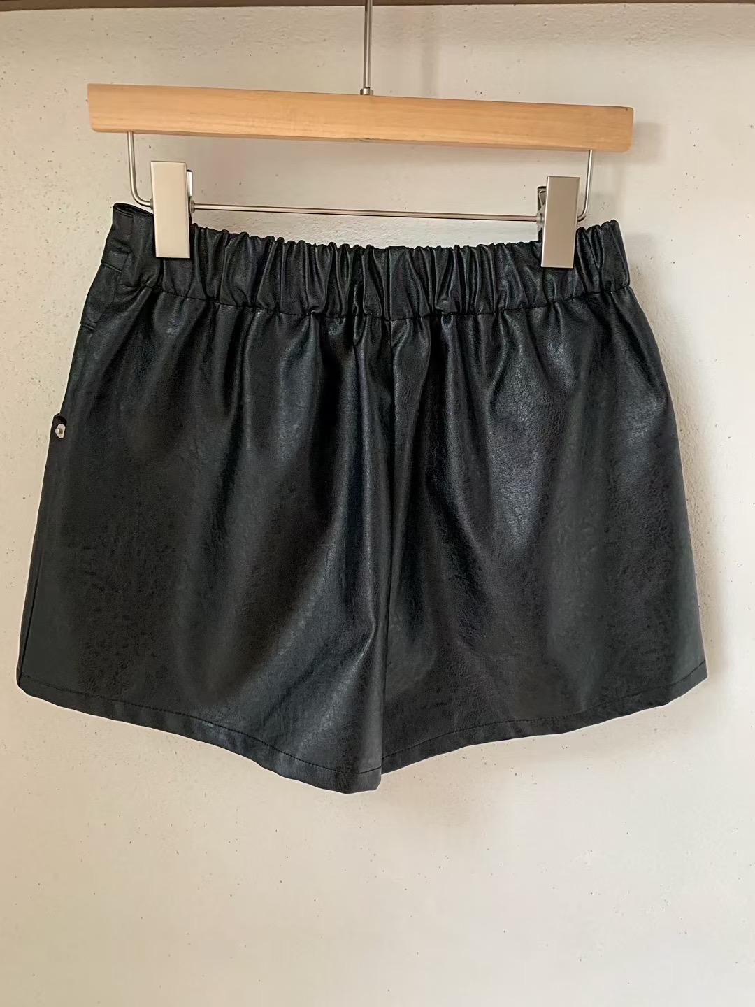 BLACK LINE韓國代購㊣女裝新品職業時尚真品熱賣25秋冬短褲BLACK LINE短褲