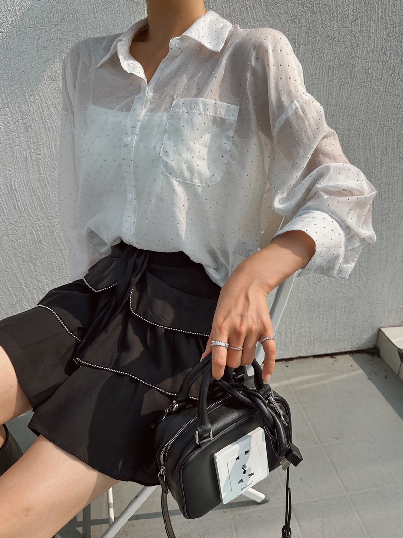 81 MARKET-L韓國直郵㊣女士新款熱賣25秋冬時尚襯衫蕾絲衫81 MARKET-L襯衫/蕾絲衫
