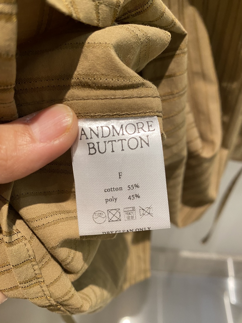 ANDMORE BUTTON韓國代購㊣女裝新款人氣職業真品襯衫蕾絲衫ANDMORE BUTTON襯衫/蕾絲衫