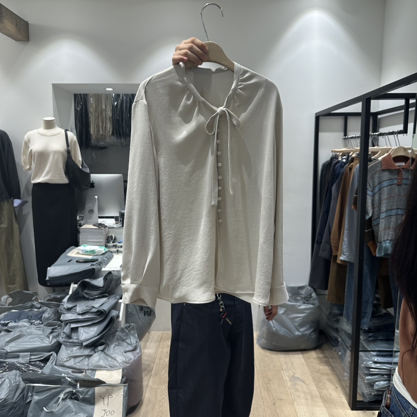 BRUNI/RICOTTA東大門㊣直郵女裝新款熱賣休閑職業襯衫蕾絲衫BRUNI/RICOTTA襯衫/蕾絲衫圖色2