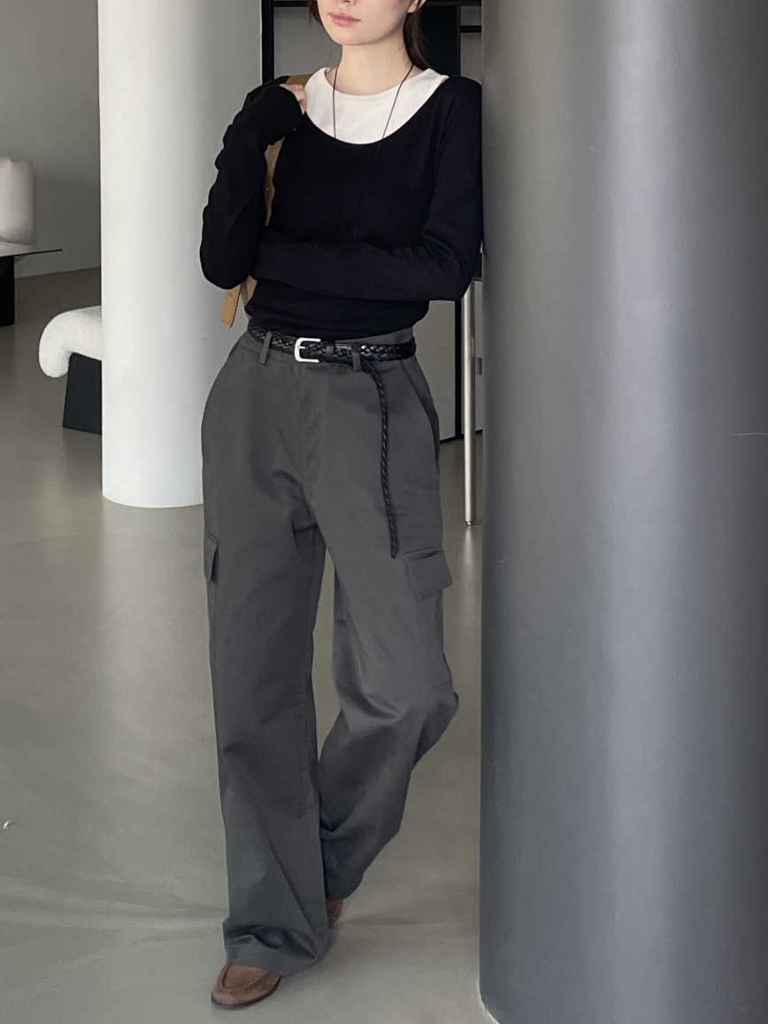 ANDMORE BUTTON東大門㊣實拍女士新款25秋冬長袖T恤不含內搭ANDMORE BUTTON長袖T恤