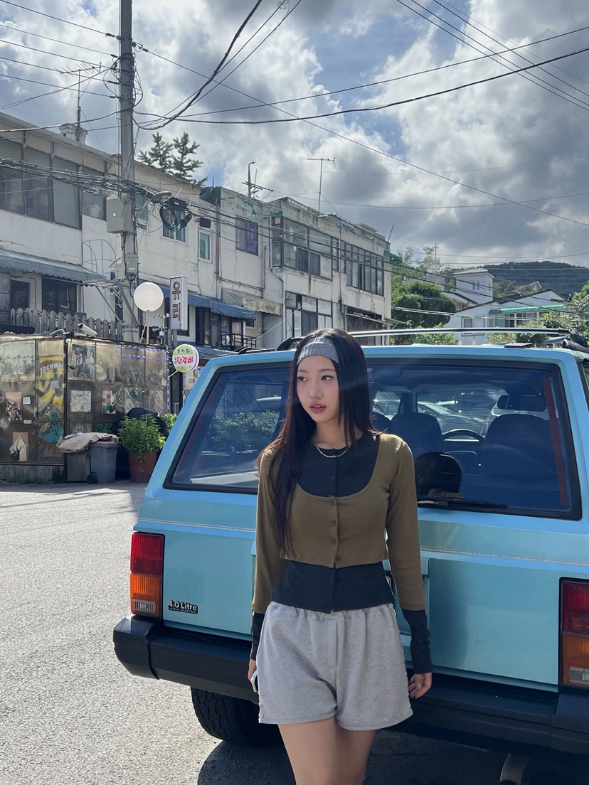 SUNDER MARKET東大門㊣代購女裝新品職業25秋冬真品長袖T恤SUNDER MARKET長袖T恤