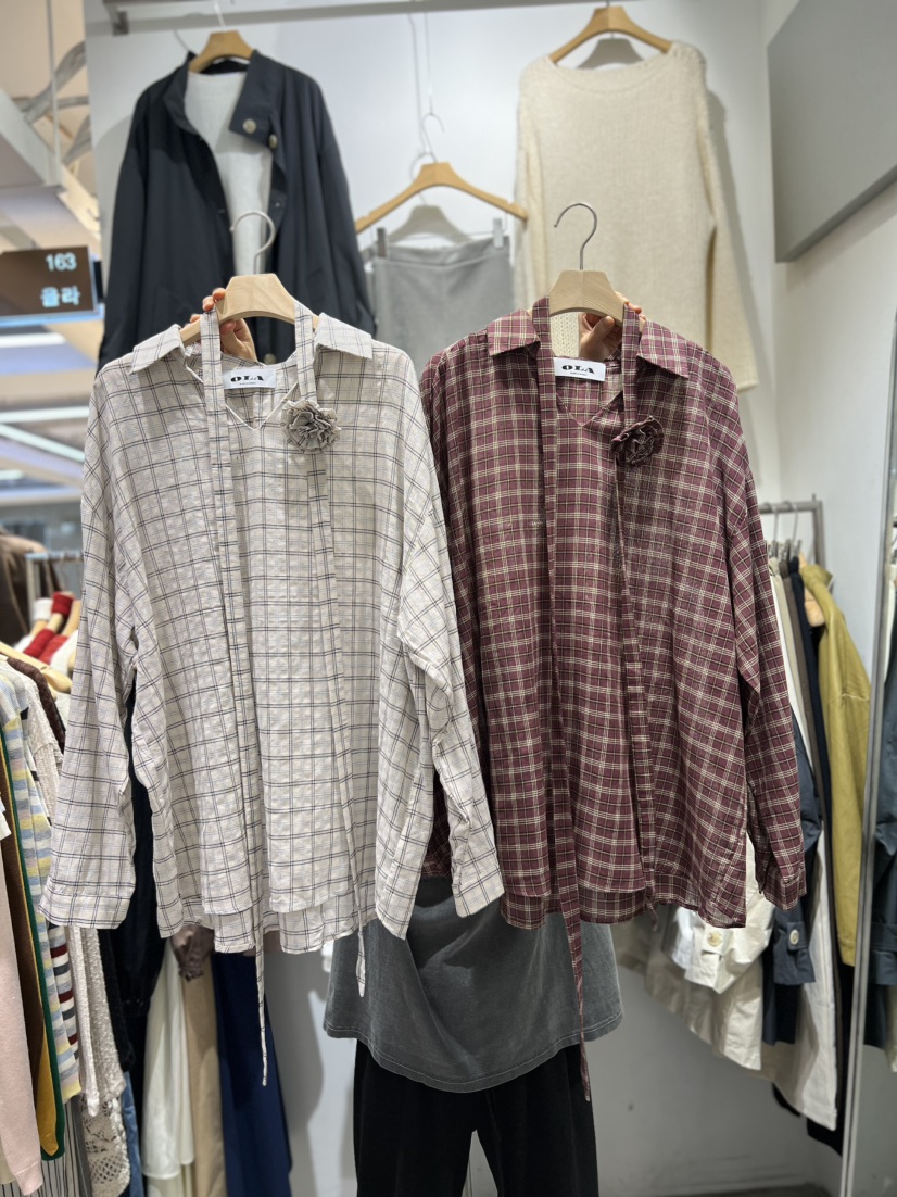 OLA東大門㊣代購女裝新品25秋冬熱賣時尚推薦襯衫蕾絲衫含脖帶mellor/OLA襯衫/蕾絲衫
