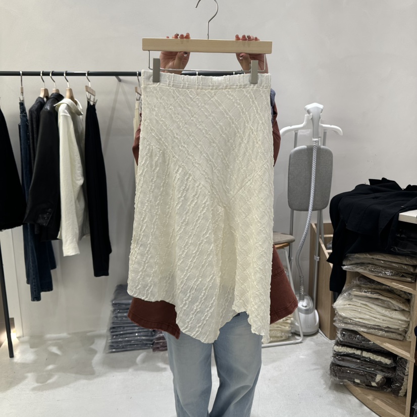 AURA韓國代購㊣女裝新品人氣時尚真品推薦25秋冬職業熱賣長裙Au ra長裙圖色1