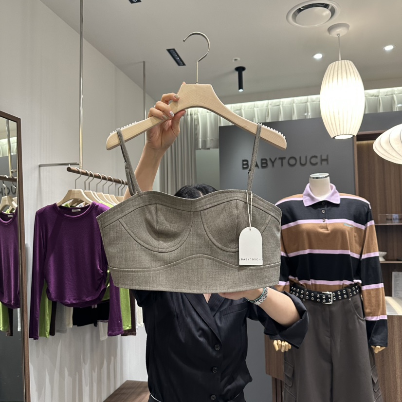 BABYTOUCH韓國直郵㊣女裝新品人氣推薦職業真品25秋冬吊帶背心BABYTOUCH吊帶/背心圖色1