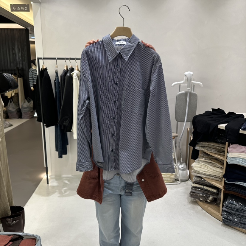 AURA東大門㊣代購女裝新品時尚職業推薦人氣襯衫蕾絲衫寬松Au ra襯衫/蕾絲衫