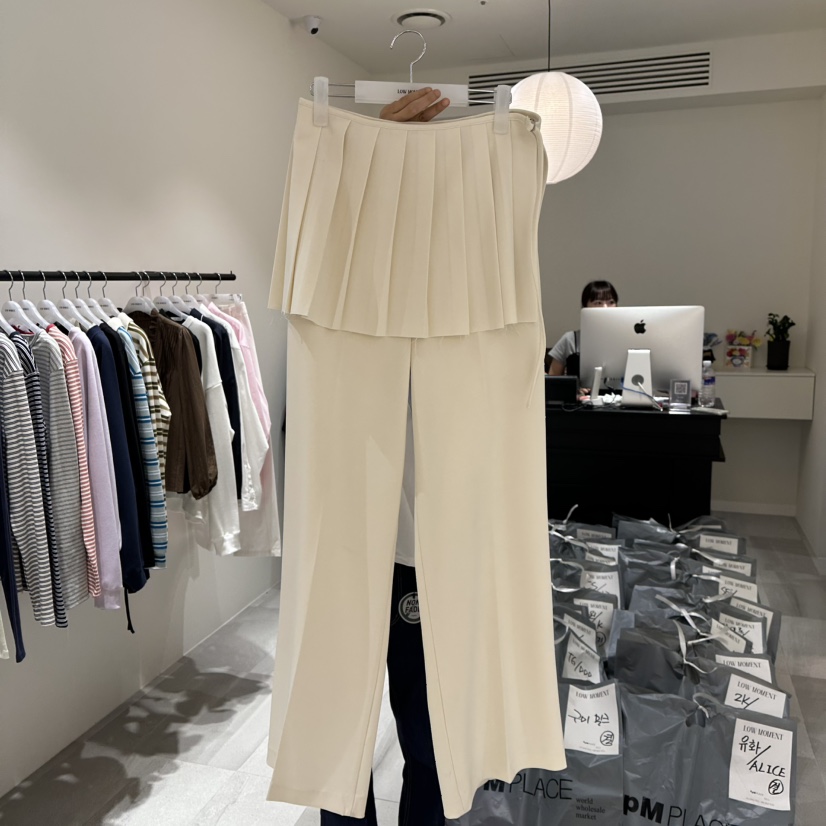 LOW MOMENT東大門㊣直郵女裝新品推薦休閑熱賣人氣套裝兩件套LOW MOMENT套裝圖色1