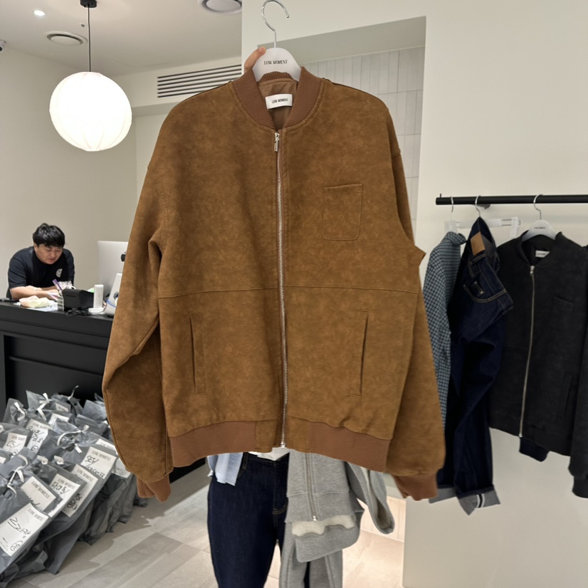 LOW MOMENT東大門㊣實拍女裝新款真品時尚休閑職業夾克絨面革LOW MOMENT夾克圖色1