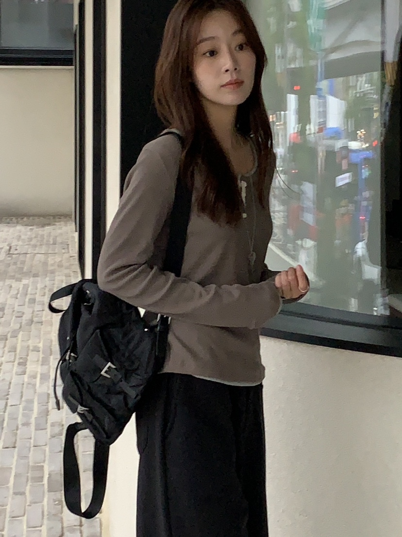 BAKING POWDER東大門㊣直郵女裝新款25秋冬職業時尚長袖T恤BAKING POWDER長袖T恤