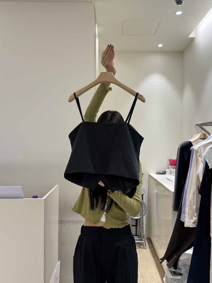 FLOWER-L東大門㊣直郵女士新款熱賣時尚職業真品休閑吊帶背心FLOWER吊帶/背心