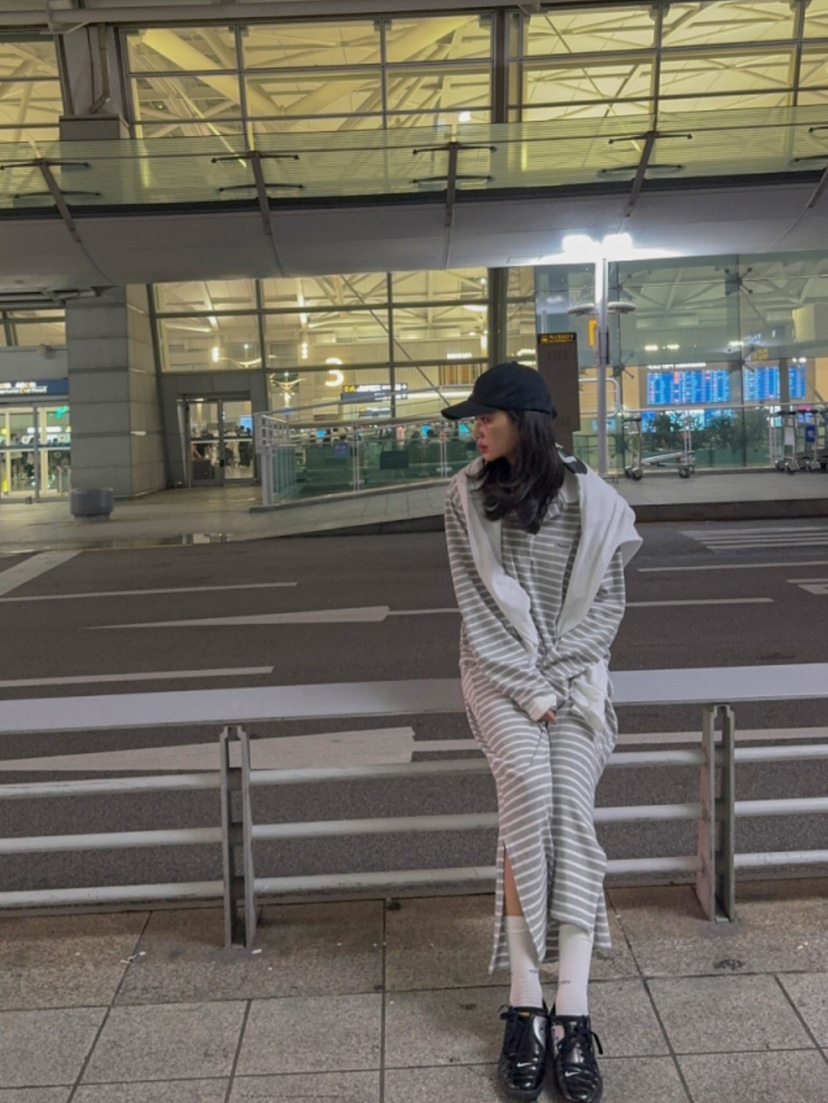 LIKEVAM韓國代購㊣女裝新品真品25秋冬推薦人氣熱賣職業連衣裙LIKEVAM連衣裙