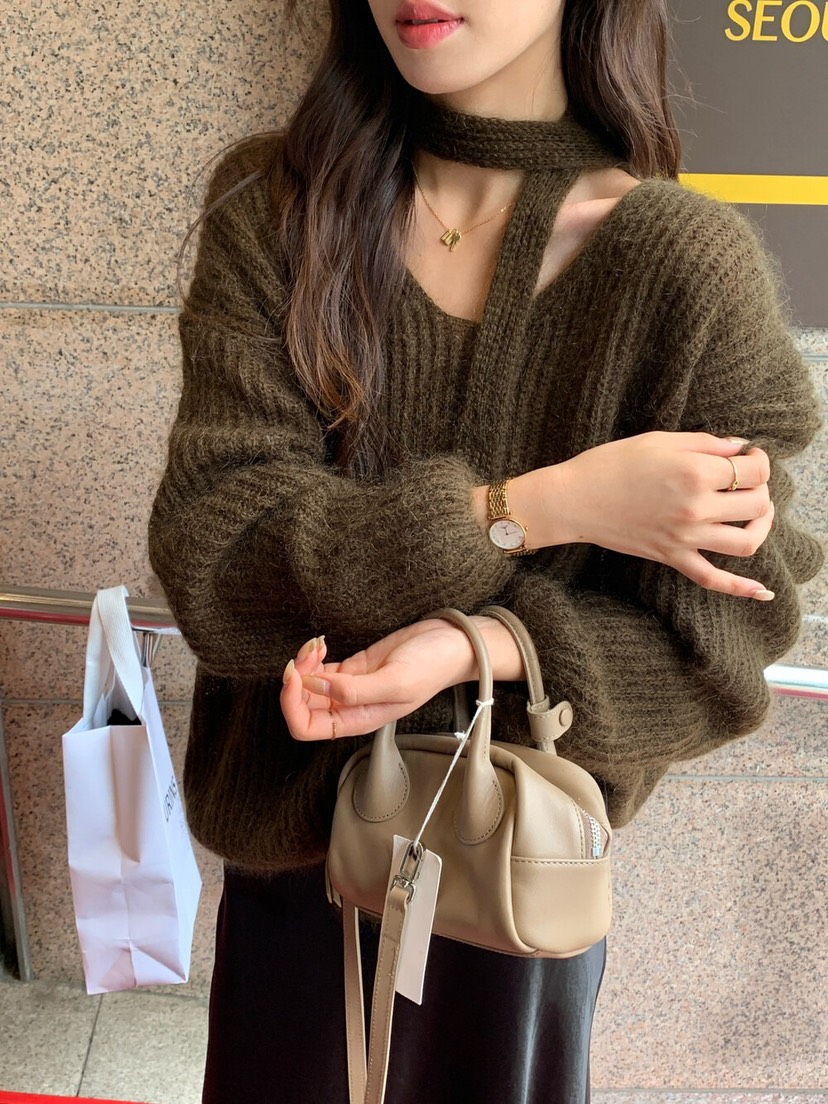 OLA東大門㊣實拍女裝新品真品推薦職業休閑人氣針織衫含脖帶mellor/OLA針織衫